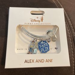 Alex and ANI Disney Parks Toy Story 4 Woody and Bo Toys at Play 