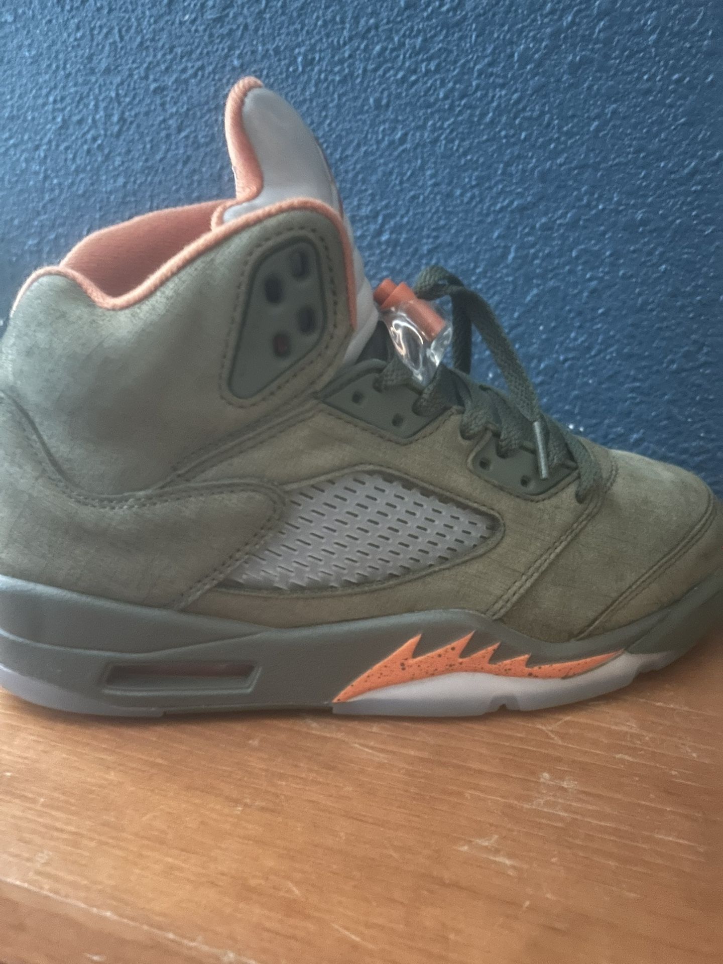 Jordan 5 Olive (year 2024)