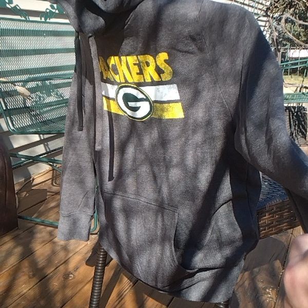 Green Bay Packers Sideline Youth Reebok Hoodie Sweatshirt - Size Medium  10/12 for Sale in Vernon, WI - OfferUp