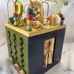 Zany Zoo educational cube / wood