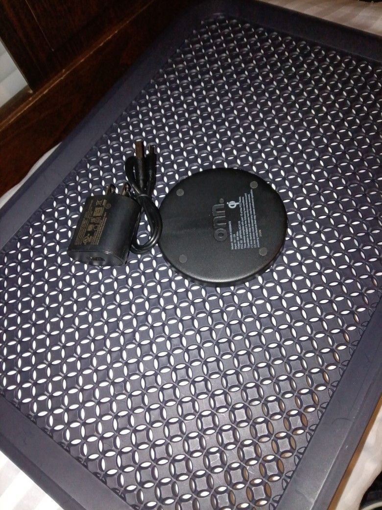 ION WIRELESS CHARGER