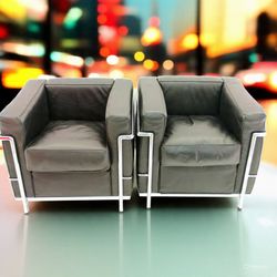 Pair Of Le Corbusier LC2 Style Black Club Chairs Like New Condition + Still Available 