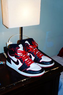 Jordan 1 Bloodline