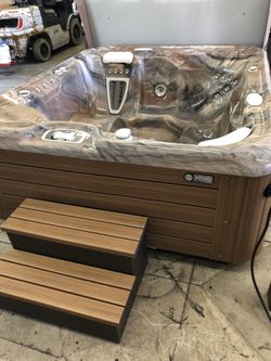 2017 Hot Spring Sovereign 110v/220v