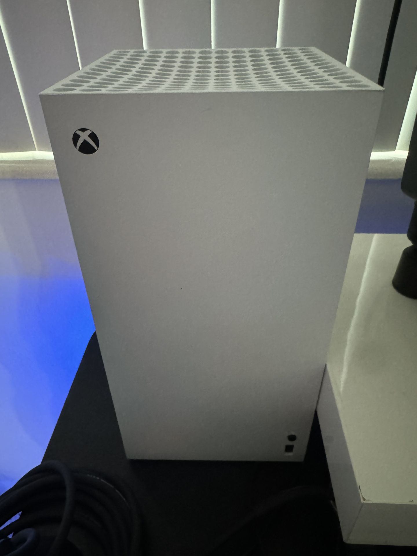 Xbox Series X 1tb - Xbox Elite 2 Controller - A50 Headset - Text Pad Keyboard For White Controller - Selling As Bundle