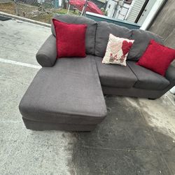 Dark Grey Sectional 🚚 Available! 