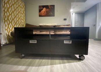 TV Bench | TV Stand with Wheels | Roll Away Stand