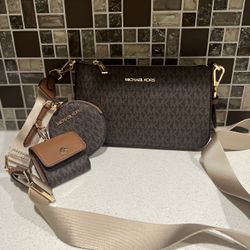 New Women’s Crossbody Set Michael Kors Authentic 