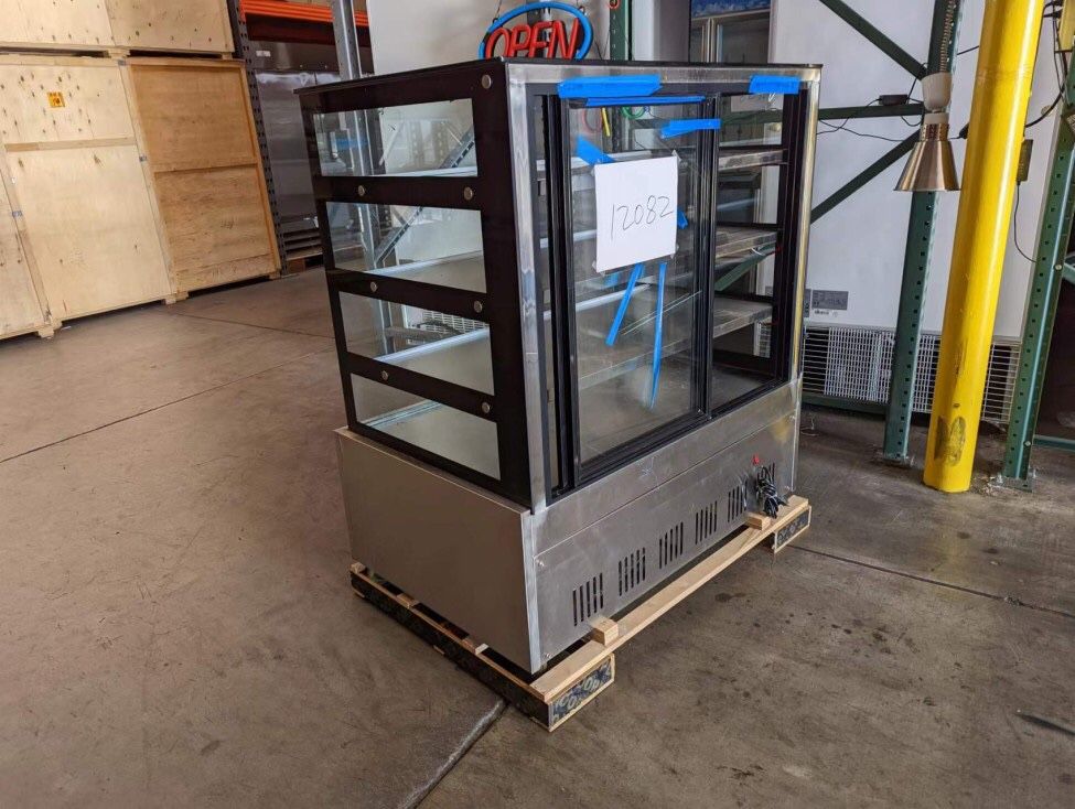 Dry Refrigerated Bagel Donut Refrigerator Commercial Bakery Pastry Cake