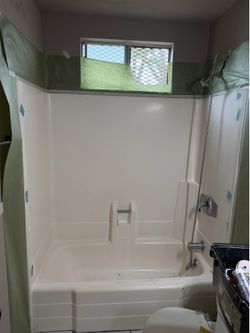 Reglaze bathtub