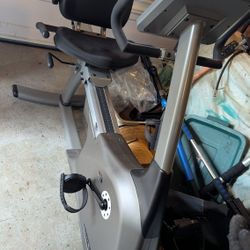 Vision Fit HRY r2200 Recumbant Stationary Bike
