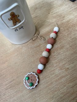 Farmhouse gingerbread beaded garland