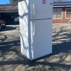Frigidaire Refrigerator 