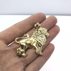 Lion Solid Gold Pendant 10K New
