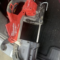 Milwaukee Bandsaw