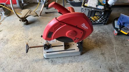 Milwaukee 14 “ Chopsaw With Blade 