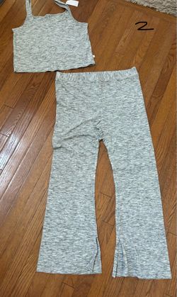 *NEW* Women’s 2 Piece Lounge Set-Size XL