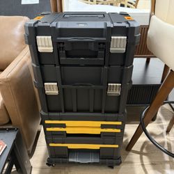 AIRAJ MultiFunctional Tier Stackable Rolling Plastic Portable Folding Tool Storage Box , Suitable for Garage Storage