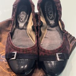 Authentic TOD’S Suede Buckle Flats – Made in Italy – Size 5.5