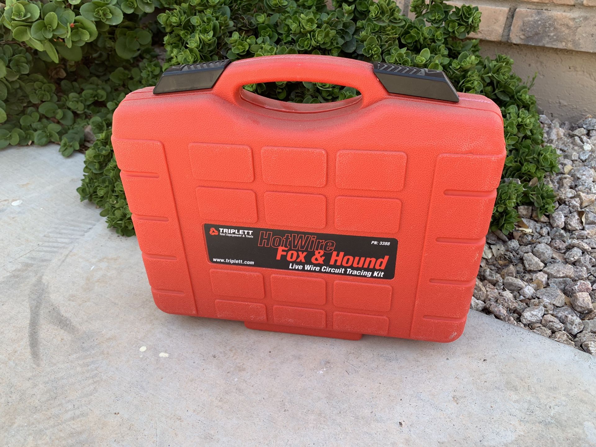 Triplett Fox & Hound Live Wire Circuit Tracing Kit for Sale in Sun City