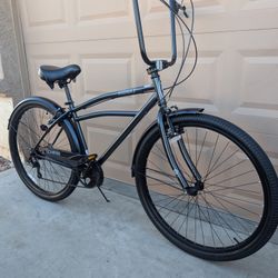 29"SCHWINN MERIDIAN MENS BEACH CRUISER BIKE. (L). 1X7 SPEEDS. LIKE New condition with Freshly túne up 👌🏼