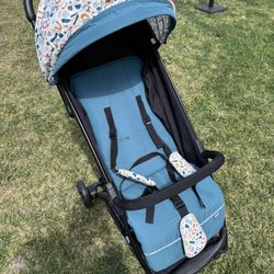 Chicco  Bravo Lightweight Stroller