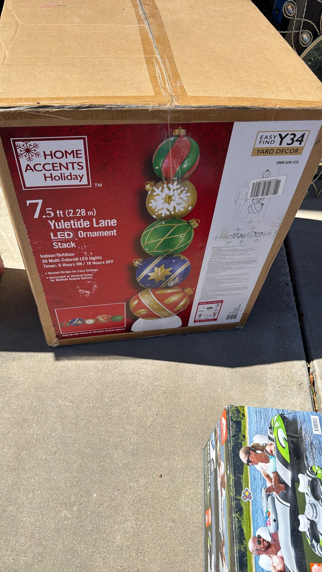 7.5 Ft LED Ornament Stack