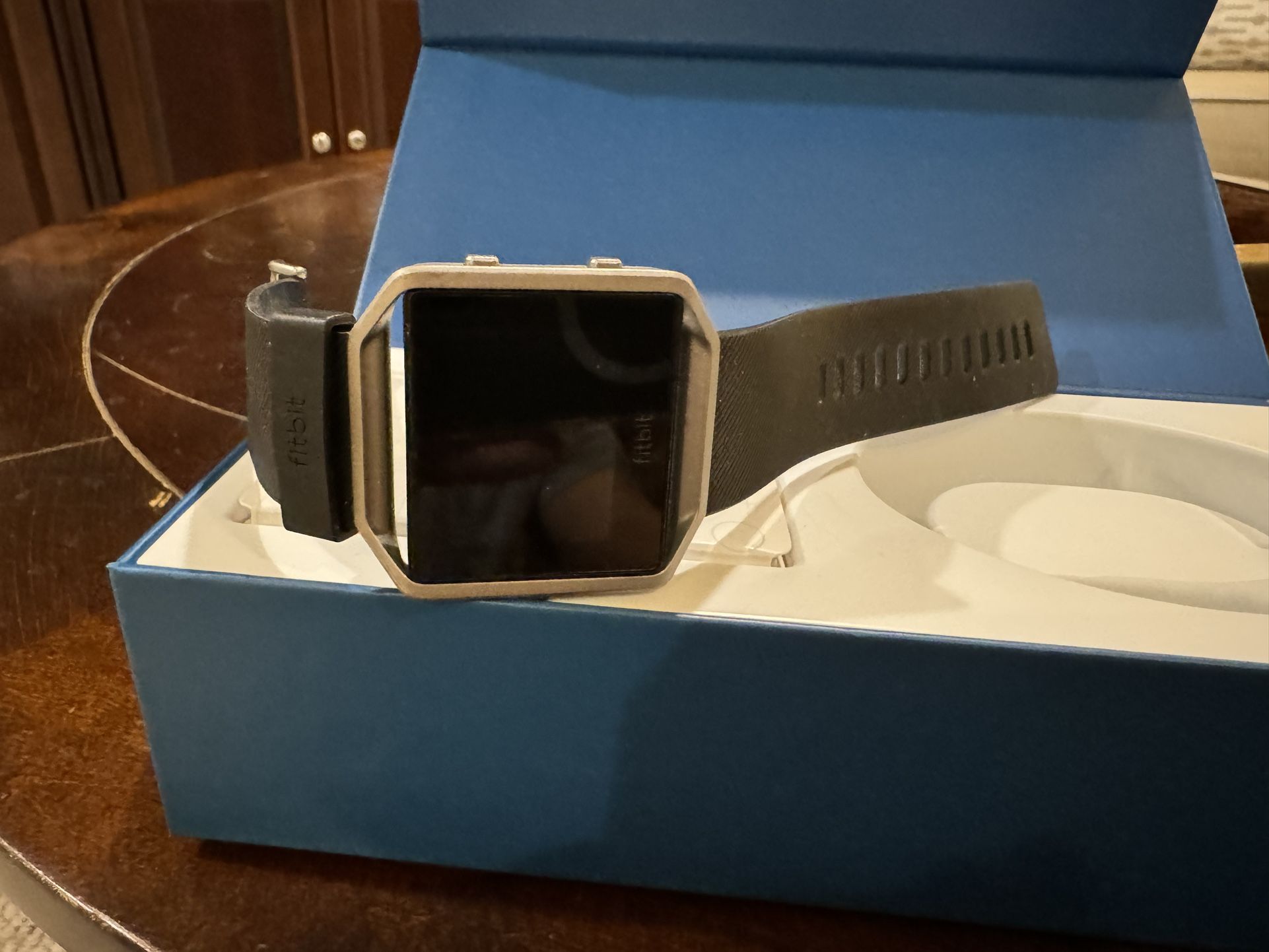 PRICE DROP!! Fitbit Blaze(s) multiple bands available.