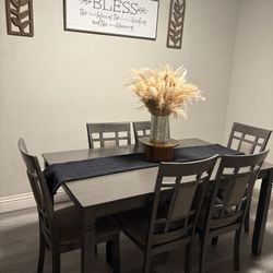 Dining Table With Chairs 