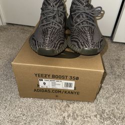 Yeezy Belugas (2017) sz 9