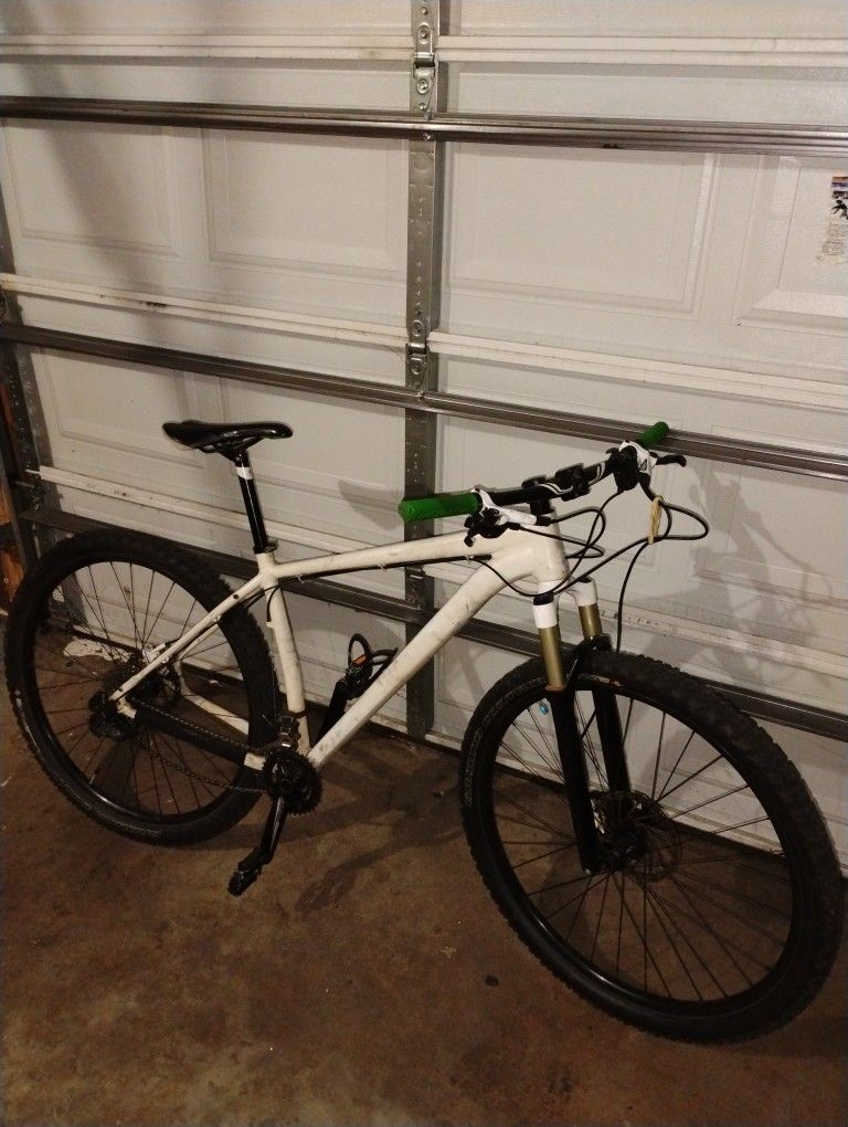 Specialized BIKE