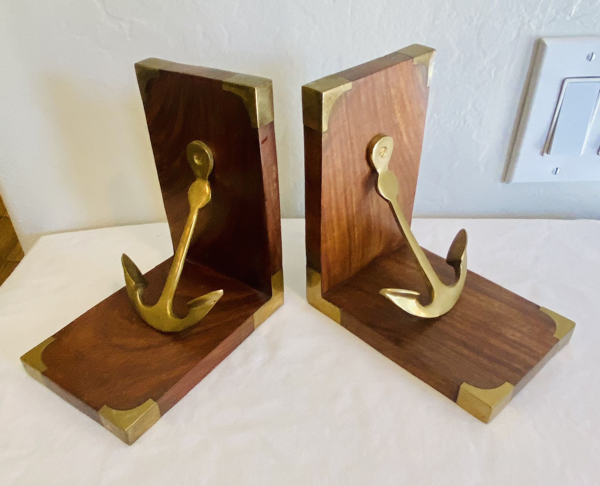 SOLID BRASS & WOOD ANCHOR BOOKENDS SET NAUTICAL SHIP GOLD SHELF DECOR SANIBEL vintage