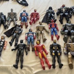 Action Figures 