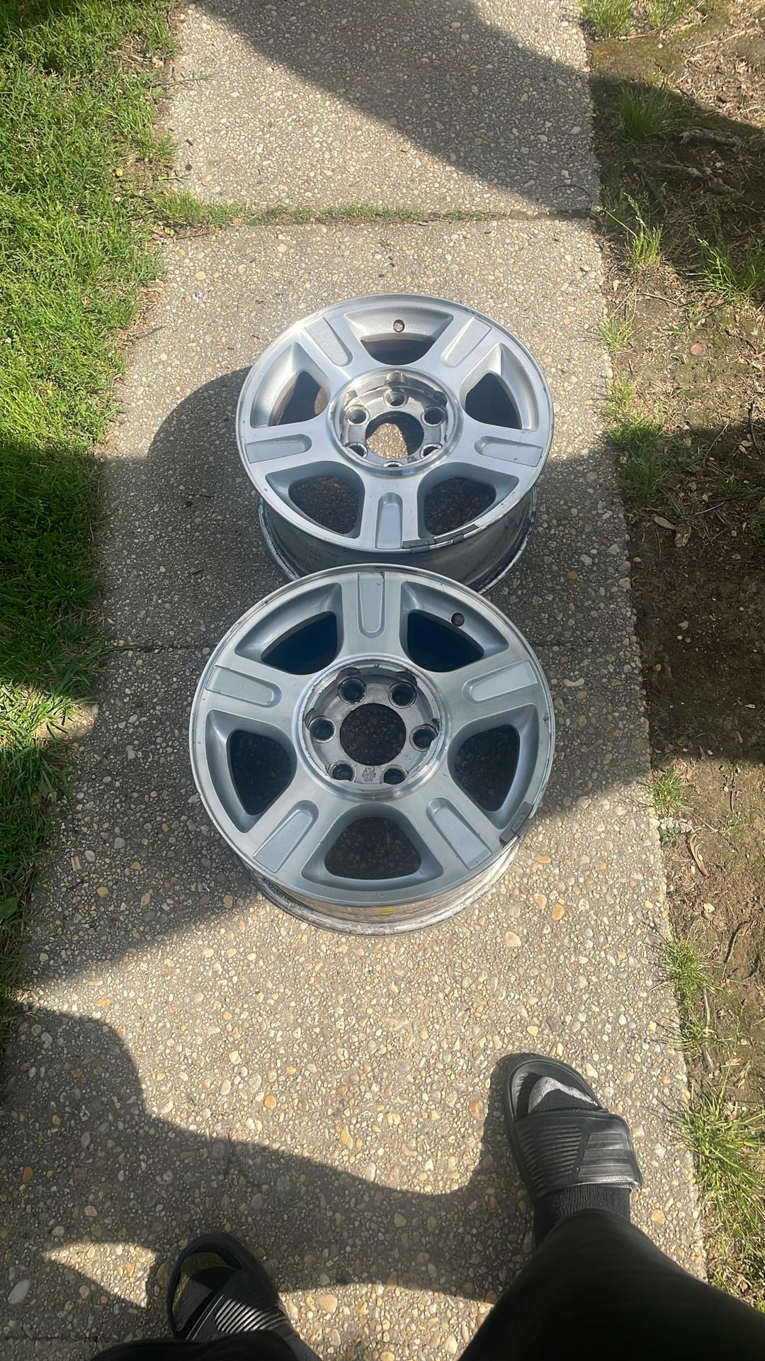 4 Ford Wheels 18 1/2 “