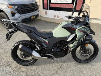 2023 Kawasaki Versys 300 !