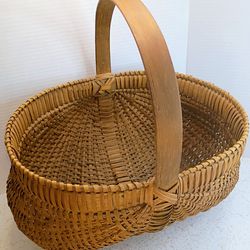 Vintage Antique 20th Century Early American 'Buttocks' Egg Collecting Weaved Farmhouse Rustic Basket