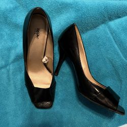 Black Peep Toe Pump