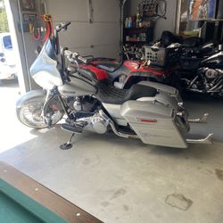 HARLEY DAVIDSON STREET GLIDE 