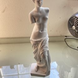 Greek Statue Venus