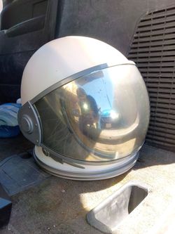 Adult Space Astronaut Costume Helmet with Silver Tinted Visor