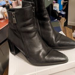 Zara Boots Size 40 European