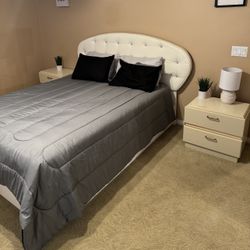 Entire Queen Bedroom Set And Mattress