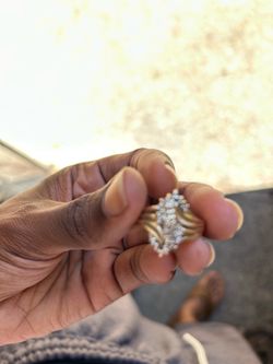 Gold Diamond Ring