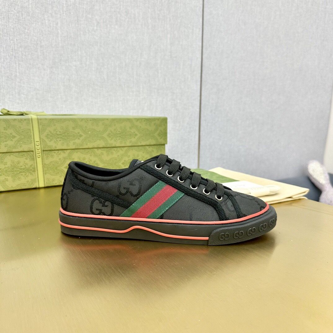 Gucci GG Men’s Shoes With Box 2024 New 
