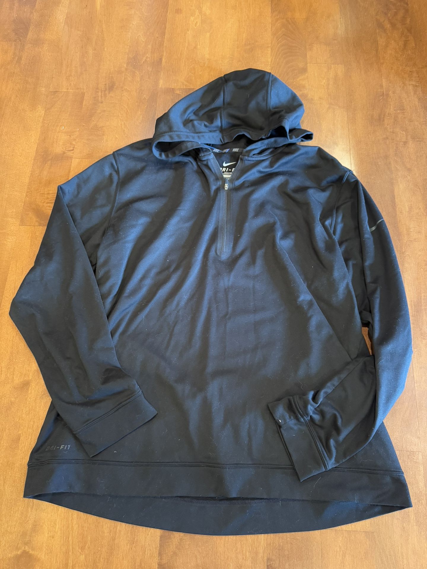 Men’s Nike Dri Fit Quarter Zip Shipping Available