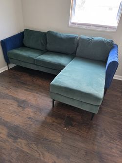 Sofa.