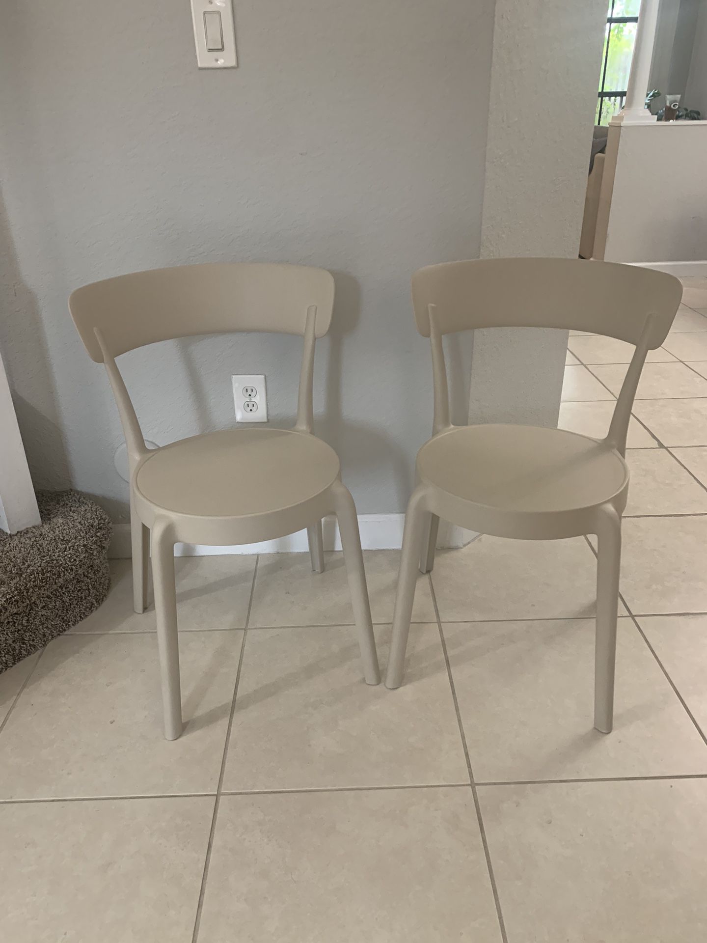 Chairs Set of 2