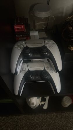 Two ps5 controllers