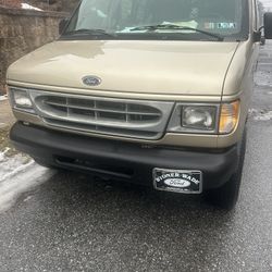 2002 Ford Ecoline E-250