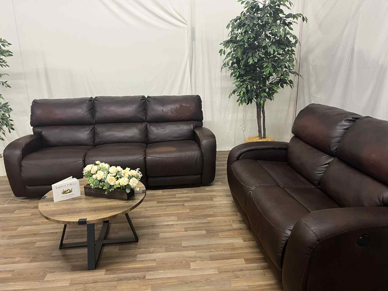 DELIVERY AVAILABLE Sofa and Couch Recliner